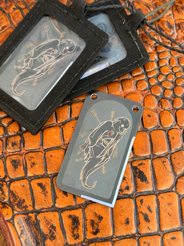 ‘Fantasma’ Compact Cutting Card™