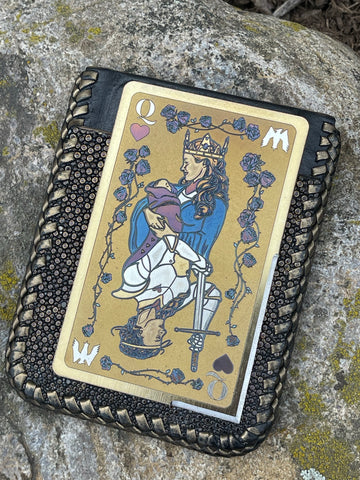 Gold "Queen of Hearts" Cutting Card™