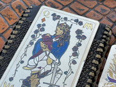 "Queen of Diamonds" Cutting Card™